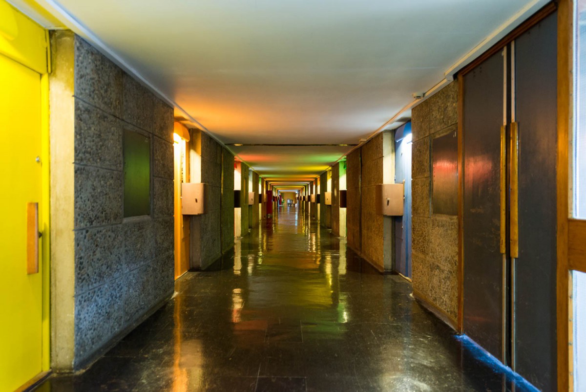 Visite de l'unité d'habitation de Marseille Le Corbusier avec Jacques Sbriglio